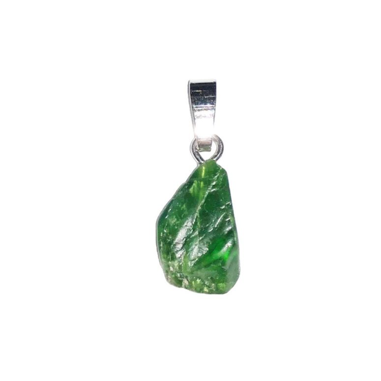 pendentif-diopside-pierre-brute