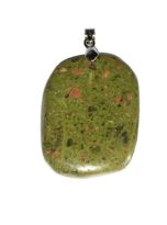 pendentif-unakite-pierre-plate-02.jpg