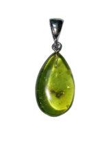 pendentif ambre verte pierre brute