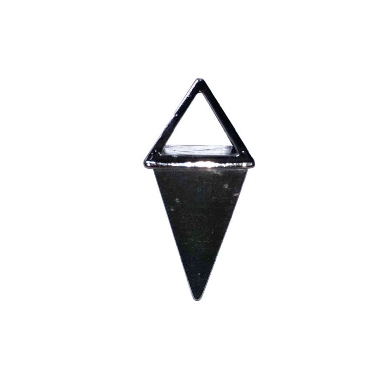 pendentif hématite pyramide argent