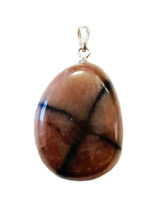 pendentif-chiastolite-pierre-roulee-01