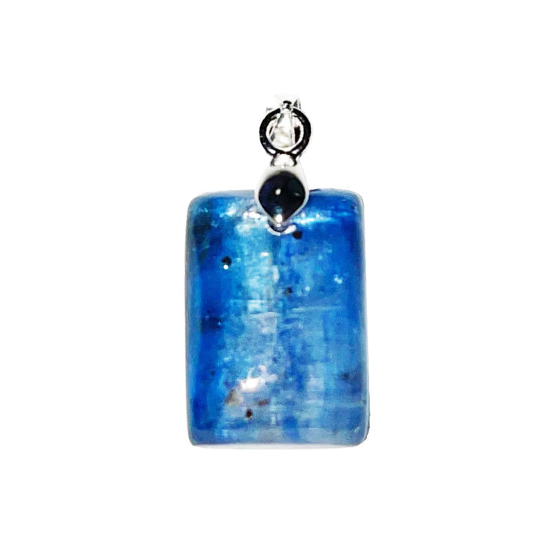 pendentif cyanite pierre plate