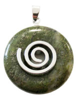 pendentif-epidote-pi-chinois-donut-spirale-argentee-30mm