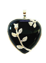 pendentif-onyx-coeur-fleuri-01