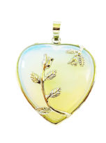 pendentif-opale-synthetique-coeur-fleuri-01