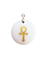 pendentif-opale-synthetique-croix-egyptienne-ankh-02