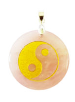 pendentif-quartz-rose-taoiste-yin-yang-02