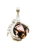 pendentif-rhodonite-main-de-dragon-01