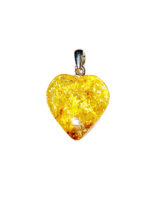 pendentif-ambre-petit-coeur-02.jpg