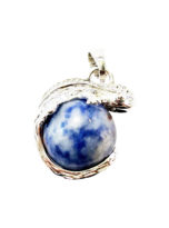 pendentif-quartz-bleu-lezard-01.jpg