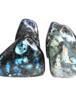 pierre-polie-labradorite-taille-m-01.jpg